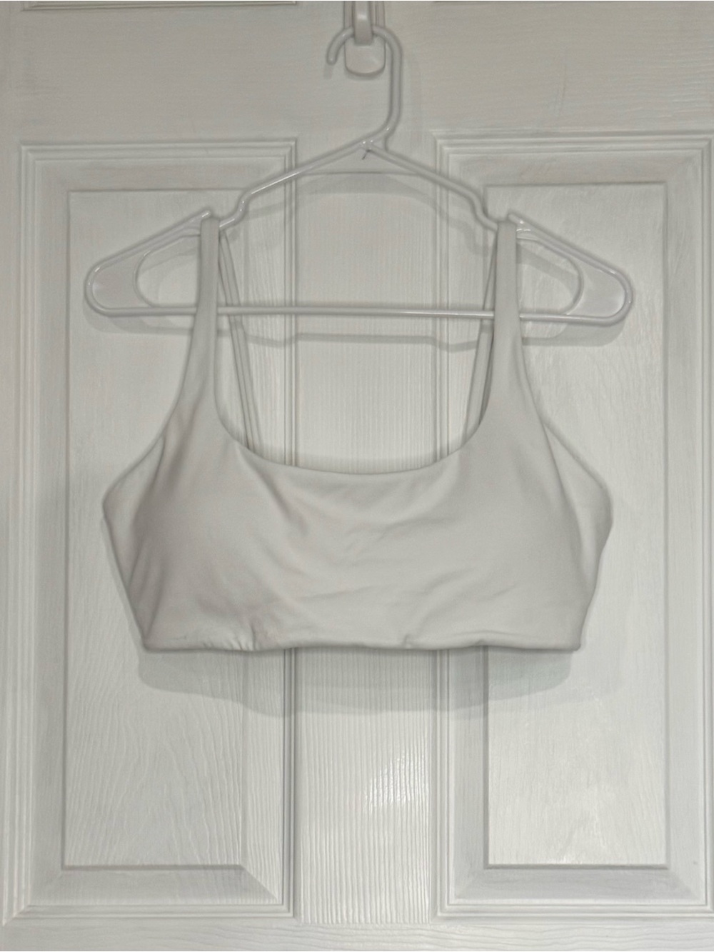 CRZ YOGA White Scoop Neck Sports Bra